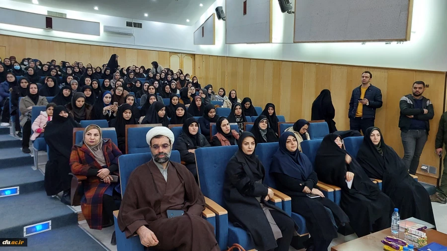 نشست هم اندیشی و پرسش و پاسخ دانشگاهیان استان کردستان
 7