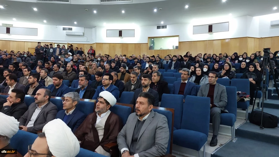 نشست هم اندیشی و پرسش و پاسخ دانشگاهیان استان کردستان
 8