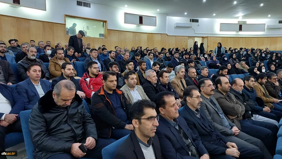 نشست هم اندیشی و پرسش و پاسخ دانشگاهیان استان کردستان
 6