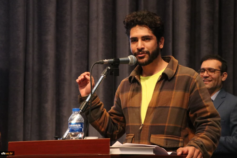 رئیس دانشگاه فرهنگیان استان بوشهر:
کسب مقام سومی دانشجویان دانشگاه در جشنواره سرود و هنرهای نمایشی دانشگاه فرهنگیان 4