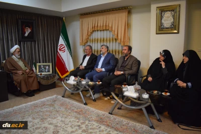  دیدار اعضای هیات رئیسه دانشگاه فرهنگیان کرمانشاه با امام جمعه و نماینده ولی فقیه در استان                                                                                                                                                                                                                                                                                                                                                                        