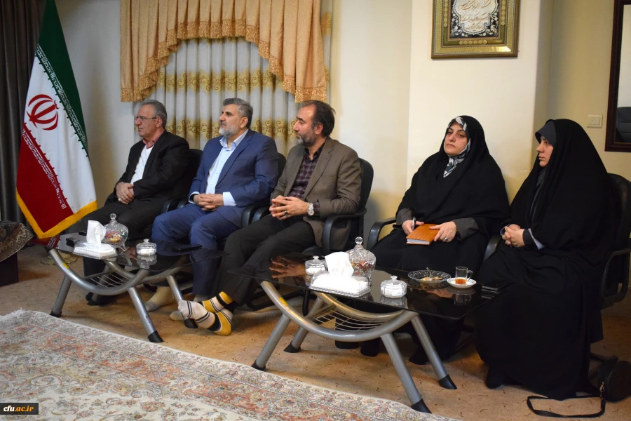 دیدار هیات رئیسه دانشگاه فرهنگیان کرمانشاه با نماینده ولی فقیه در استان و امام جمعه کرمانشاه 4