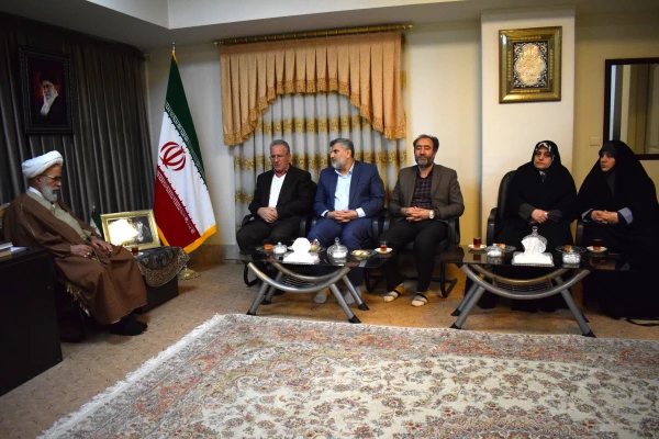 دیدار هیات رئیسه دانشگاه فرهنگیان کرمانشاه با نماینده ولی فقیه در استان و امام جمعه کرمانشاه 5