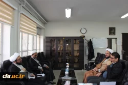 مدیر ستاد اقامه نماز با رئیس دانشگاه فرهنگیان استان مرکزی دیدار کرد
 2