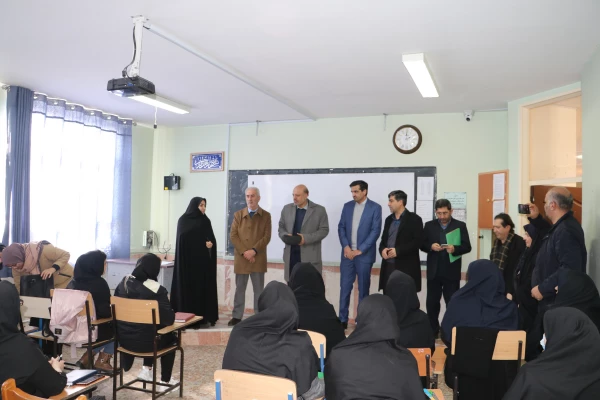 بازدید رییس کمسیون آموزش و تحقیقات مجلس از دوره توانمند سازی معلمان، مربیان، دبیران و سایر کارکنان مدارس غیردولتی آذربایجان شرقی 6