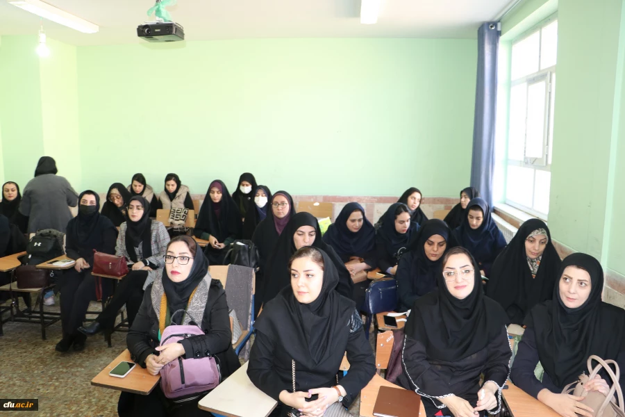 بازدید رییس کمسیون آموزش و تحقیقات مجلس از دوره توانمند سازی معلمان، مربیان، دبیران و سایر کارکنان مدارس غیردولتی آذربایجان شرقی 16