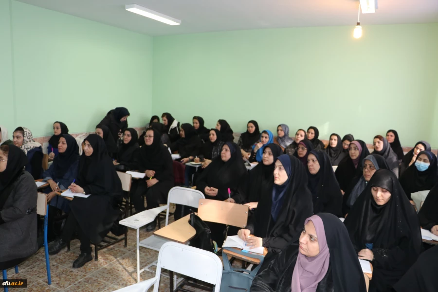 بازدید رییس کمسیون آموزش و تحقیقات مجلس از دوره توانمند سازی معلمان، مربیان، دبیران و سایر کارکنان مدارس غیردولتی آذربایجان شرقی 20