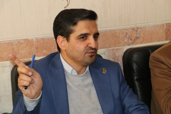 بازدید رییس کمسیون آموزش و تحقیقات مجلس از دوره توانمند سازی معلمان، مربیان، دبیران و سایر کارکنان مدارس غیردولتی آذربایجان شرقی 23