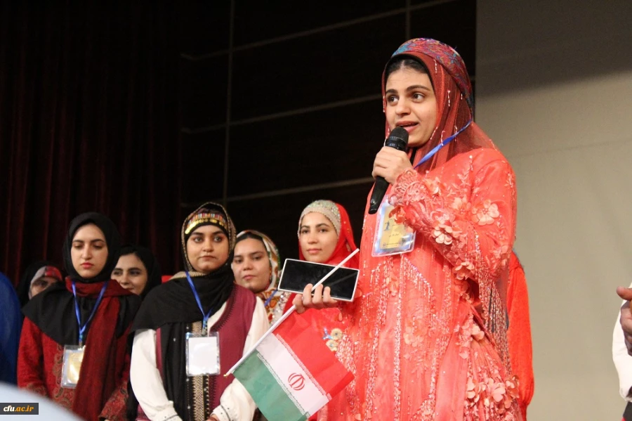 با حضور مدیرکل فرهنگی دانشگاه فرهنگیان؛
آئین افتتاحیه جشنواره ملی اقوام دانشگاه فرهنگیان در بوشهر برگزار شد 15