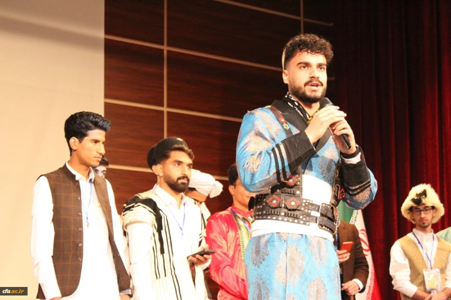 با حضور مدیرکل فرهنگی دانشگاه فرهنگیان؛
آئین افتتاحیه جشنواره ملی اقوام دانشگاه فرهنگیان در بوشهر برگزار شد 27