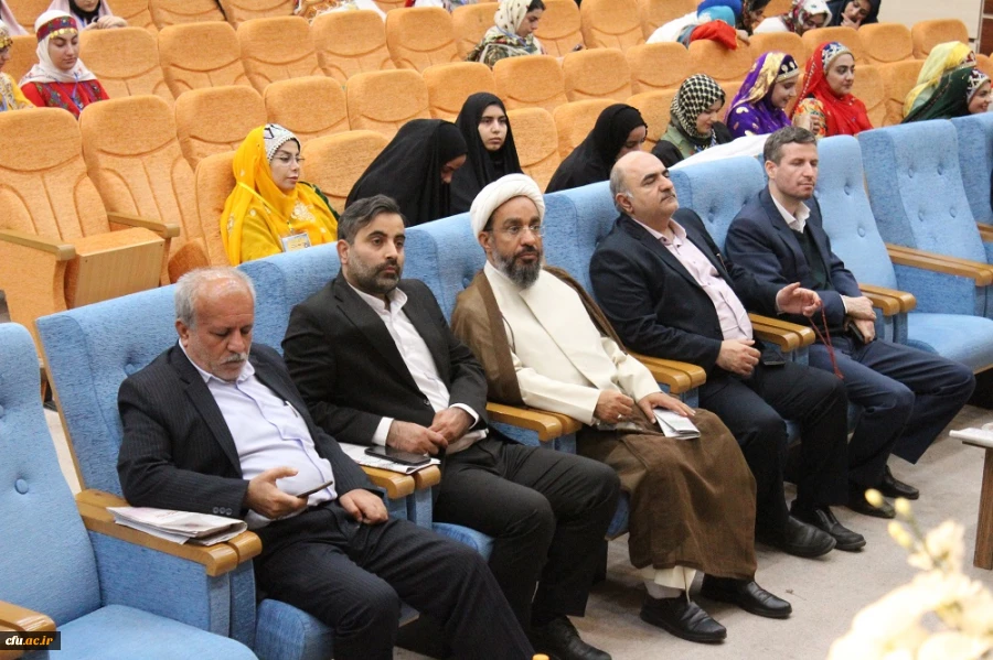 با حضور مدیرکل فرهنگی دانشگاه فرهنگیان؛
آئین افتتاحیه جشنواره ملی اقوام دانشگاه فرهنگیان در بوشهر برگزار شد 31