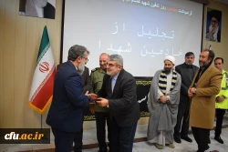 مراسم گرامیداشت شهید گمنام دانشگاه فرهنگیان کرمانشاه با حضور سردار رحیم نوعی اقدم و غلامحسن علیزاده مدیر کل اداره شاهد و ایثارگران دانشگاه فرهنگیان 4