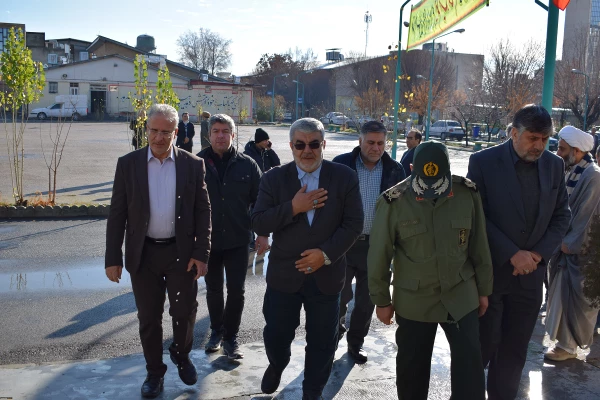 مراسم گرامیداشت شهید گمنام دانشگاه فرهنگیان کرمانشاه با حضور سردار رحیم نوعی اقدم و غلامحسن علیزاده مدیر کل اداره شاهد و ایثارگران دانشگاه فرهنگیان 15