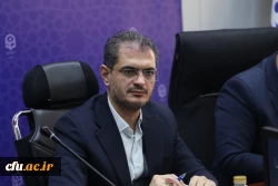 جلسه بررسی راهکارهای ارتقا کمی و کیفی دانشگاه فرهنگیان استان کردستان در سازمان مرکزی
 8