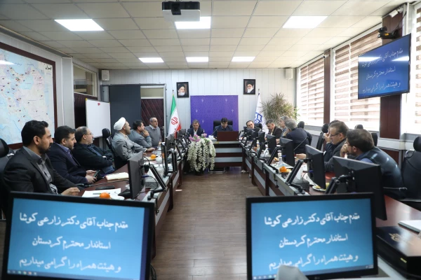 جلسه بررسی راهکارهای ارتقا کمی و کیفی دانشگاه فرهنگیان استان کردستان در سازمان مرکزی
 9