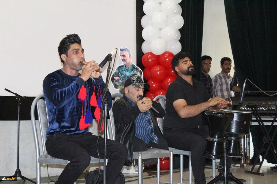 با حضور معاون فرهنگی تربیتی دانشگاه فرهنگیان؛
آئین پایانی دومین جشنواره اقوام دانشگاه فرهنگیان به میزبانی بوشهر برگزار شد 24