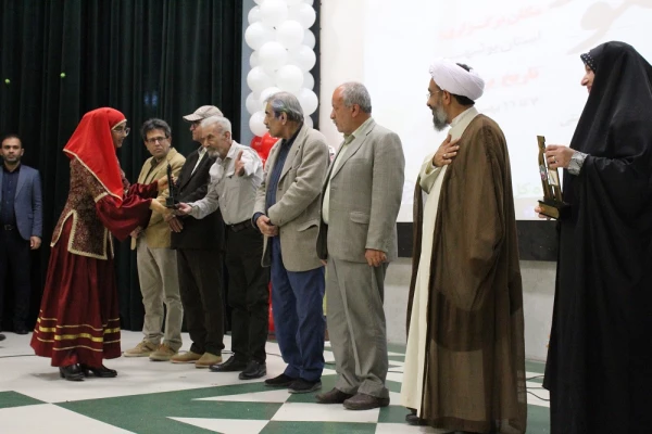 با حضور معاون فرهنگی تربیتی دانشگاه فرهنگیان؛
آئین پایانی دومین جشنواره اقوام دانشگاه فرهنگیان به میزبانی بوشهر برگزار شد 30