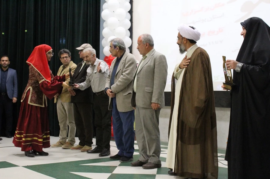 با حضور معاون فرهنگی تربیتی دانشگاه فرهنگیان؛
آئین پایانی دومین جشنواره اقوام دانشگاه فرهنگیان به میزبانی بوشهر برگزار شد 30