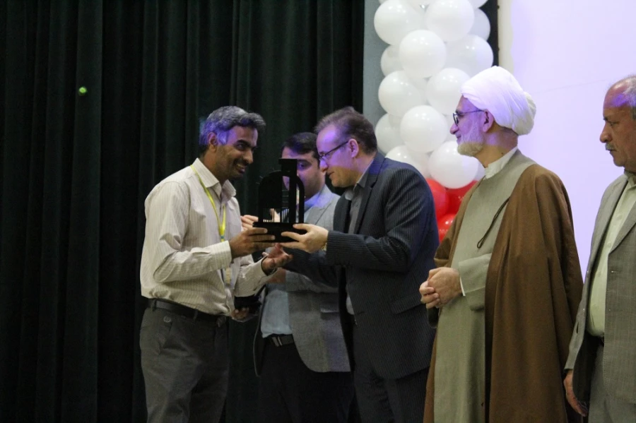 با حضور معاون فرهنگی تربیتی دانشگاه فرهنگیان؛
آئین پایانی دومین جشنواره اقوام دانشگاه فرهنگیان به میزبانی بوشهر برگزار شد 10