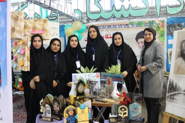 برپایی غرفه دانشگاه فرهنگیان کرمانشاه در نمایشگاه «رویداد خانواده و فرهنگ عامه»
 4