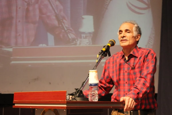 گردهمایی پیشکسوتان عرصه تعلیم و تربیت استان قزوین به مناسبت گرامیداشت دهه فجر 17