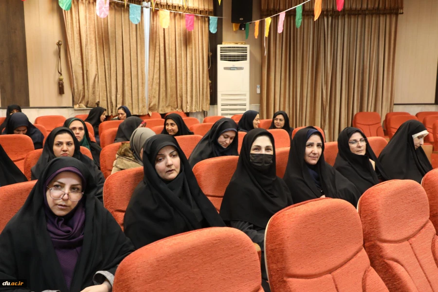 مراسم مبعث حضرت رسول اکرم(ص) و چهل و پنجمین سالگرد پیروزی انقلاب اسلامی 
 4