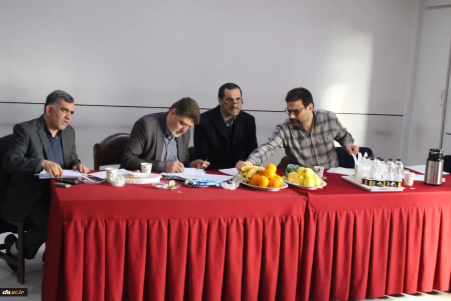 تعداد 2469 داوطلب استخدامی مراحل کانون های ارزیابی و مصاحبه تخصصی را در هفت پردیس و مرکز دانشگاه فرهنگیان طی می کنند 5