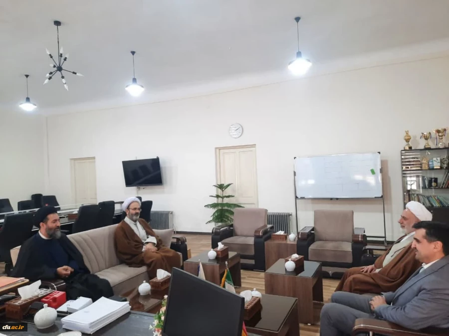 دیدار رئیس دانشگاه فرهنگیان آذربایجان شرقی با مدیر کل سازمان تبلیغات اسلامی استان
 2