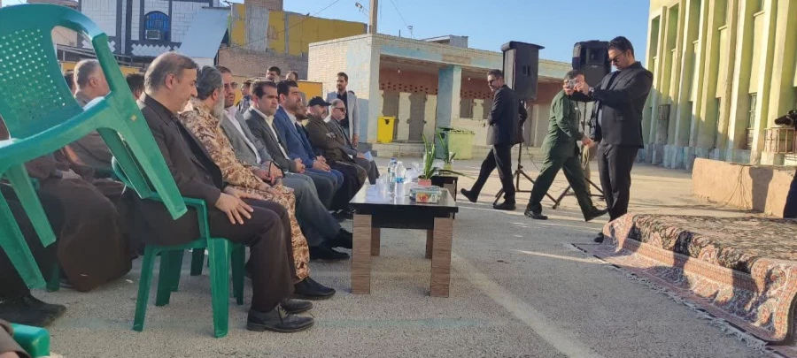 "شهید بخشی از یک جریان انسان ساز است. پیشرفت های کشور به برکت خون شهیدان حاصل شده است" 2