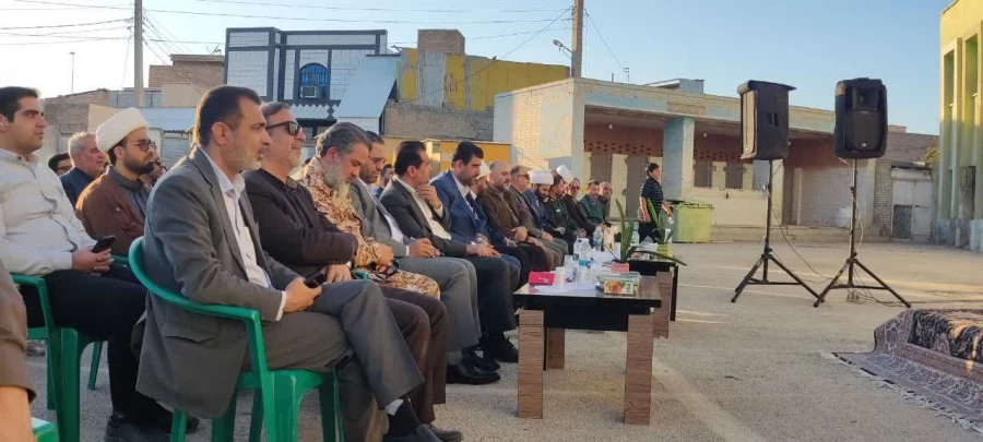 "شهید بخشی از یک جریان انسان ساز است. پیشرفت های کشور به برکت خون شهیدان حاصل شده است" 2