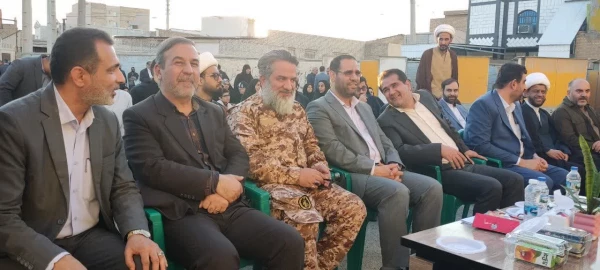 "شهید بخشی از یک جریان انسان ساز است. پیشرفت های کشور به برکت خون شهیدان حاصل شده است" 2