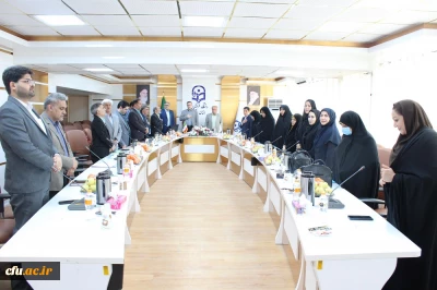 با حضور مدیرکل حقوقی دانشگاه فرهنگیان؛

برگزاری دوره دانش افزایی حقوقی ویژه مدیران ارشد قطب 1 کشور در بوشهر 
