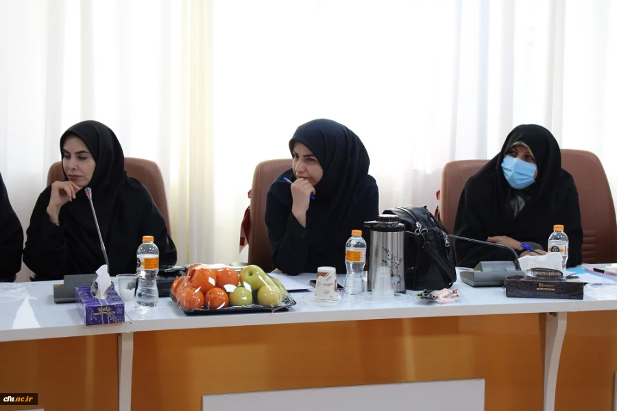 با حضور مدیرکل حقوقی دانشگاه فرهنگیان؛
دوره دانش افزایی حقوقی ویژه مدیران ارشد قطب 1 کشور در بوشهر آغاز شد
 20