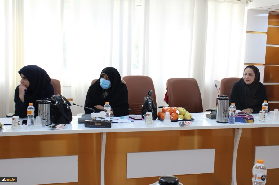 با حضور مدیرکل حقوقی دانشگاه فرهنگیان؛
دوره دانش افزایی حقوقی ویژه مدیران ارشد قطب 1 کشور در بوشهر آغاز شد
 44