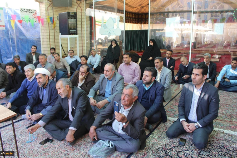 تجدید میثاق شرکت کنندگان در اولین نشست دومین همایش ملی تربیت درمکتب شهید سلیمانی با آرمان های شهدا 5