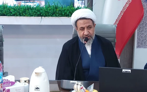 ظلم هایی که به جوامع بشری میشود به دلیل فقدان تربیت است 2