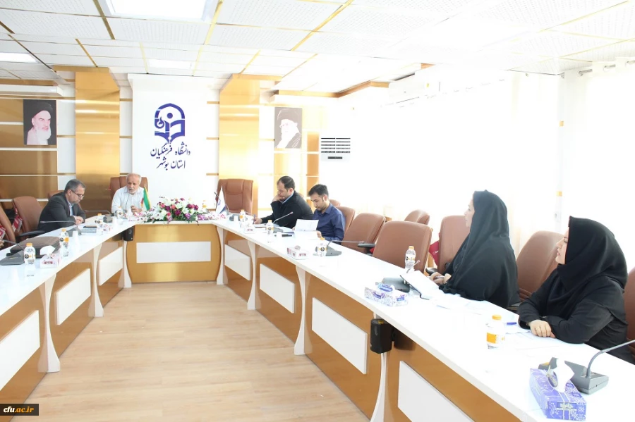 با حضور رئیس دانشگاه فرهنگیان استان بوشهر؛
برگزاری نشست هم افزایی مسئولان جشنواره الگوهای برتر تدریس پردیس علامه طباطبایی با اساتید دانشگاه 6