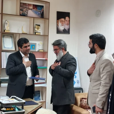 در راستای ترویج فرهنگ ایثار و شهادت:

تقدیر از زحمات جناب آقای دکتر غیاثی در راستای حمایت های ویژه از اداره کل شاهد و ایثارگر