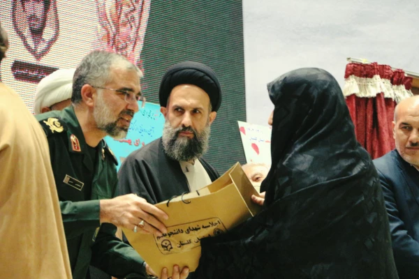 تداوم راه شهدا با مشارکت پرشور در انتخابات/ گلستان پیشگام در برگزاری کنگره شهدا 17