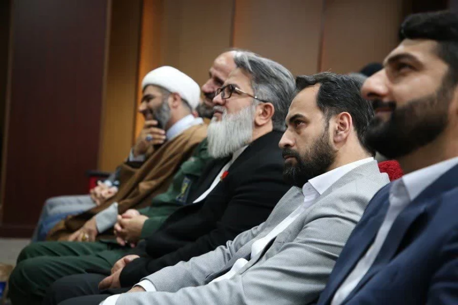 تقدیر معاون محترم رئیس جمهور و رئیس بنیاد شهید و امور ایثارگران کشور از آقای غلامحسن علیزاده 2