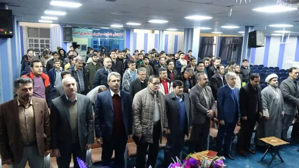 نشست پرسش و پاسخ دانشجویی با موضوع «چرایی استفاده از ظرفیت حق مشارکت در انتخابات»
 3