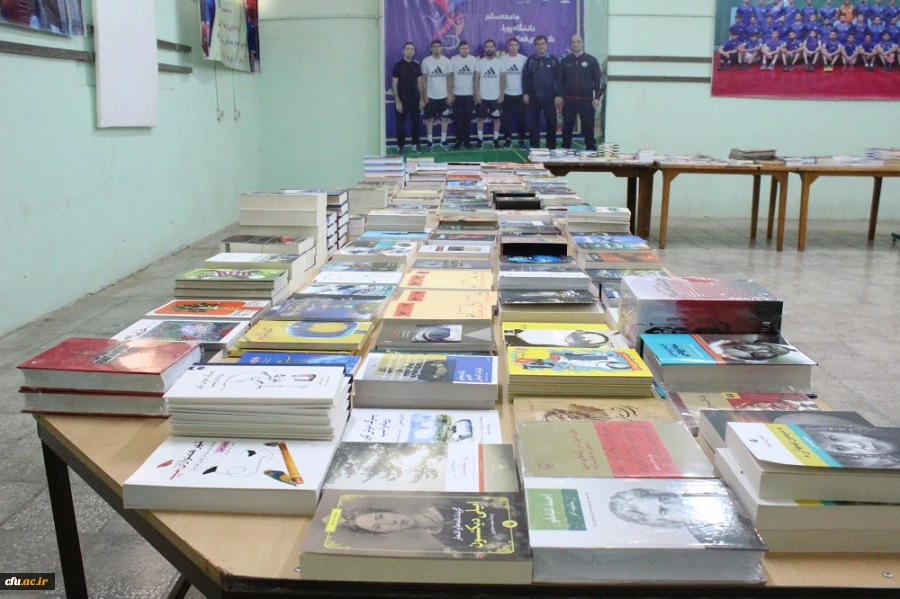 برگزاری نمایشگاه کتاب توسط معاونت دانشجویی پردیس علامه طباطبایی بوشهر
 9
