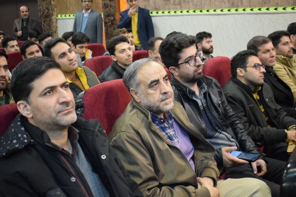 آیین تجلیل از دانش آموختگان و مدال آوران ورزشی دانشگاه فرهنگیان کرمانشاه 7