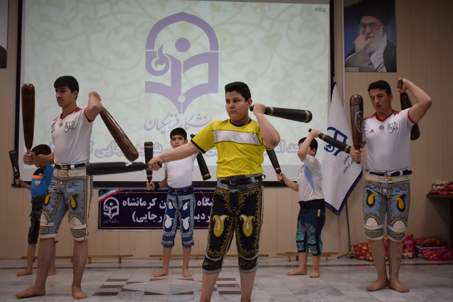 آیین تجلیل از دانش آموختگان و مدال آوران ورزشی دانشگاه فرهنگیان کرمانشاه 16