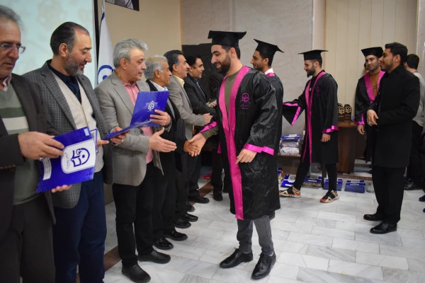 آیین تجلیل از دانش آموختگان و مدال آوران ورزشی دانشگاه فرهنگیان کرمانشاه 19