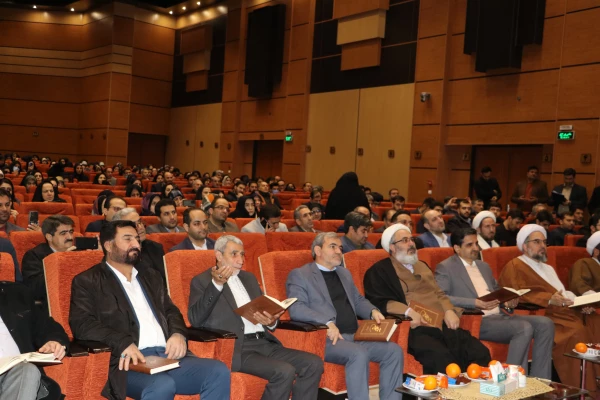 معلمان و مربیان پرورشی، نقش بسیار مهمی در آگاه سازی برای انتخاب اصلح در انتخابات دارند 5