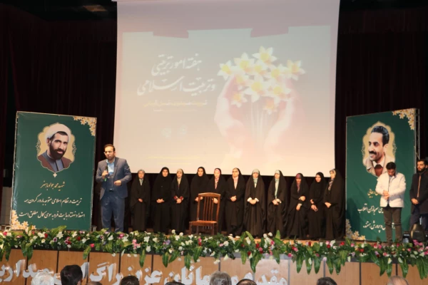 معلمان و مربیان پرورشی، نقش بسیار مهمی در آگاه سازی برای انتخاب اصلح در انتخابات دارند 8