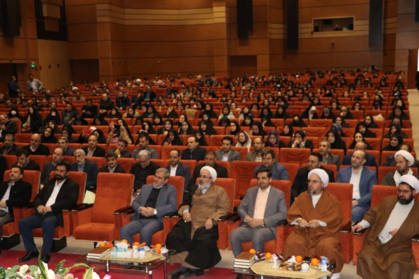 معلمان و مربیان پرورشی، نقش بسیار مهمی در آگاه سازی برای انتخاب اصلح در انتخابات دارند 10