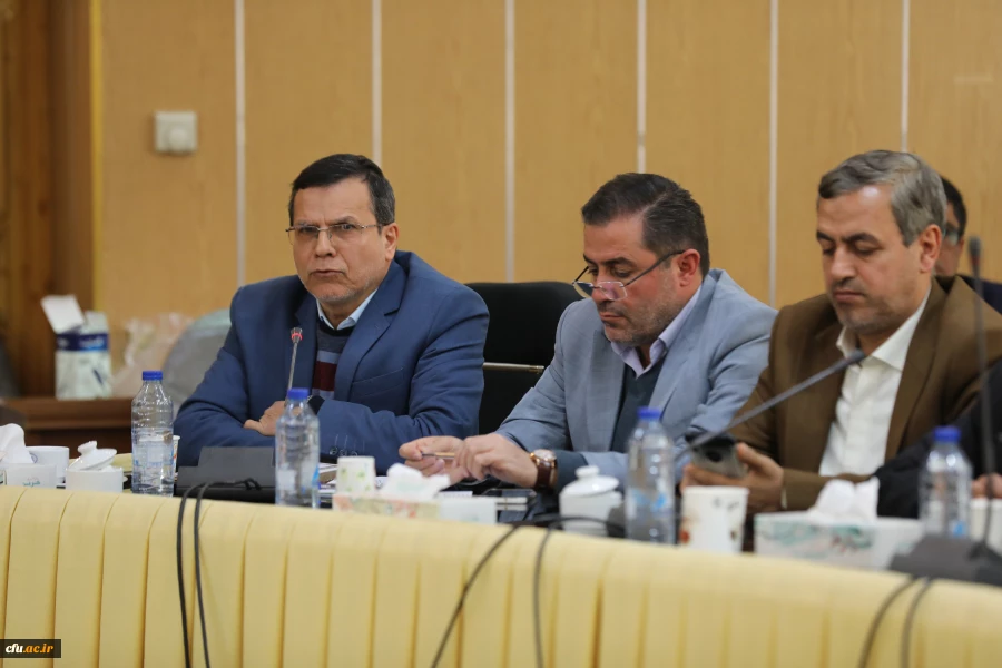 نشست هم اندیشی رئیس و اعضای هیات رئیسه با مدیران استانی دانشگاه فرهنگیان 17