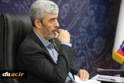 نشست هم اندیشی رئیس و اعضای هیات رئیسه با مدیران استانی دانشگاه فرهنگیان 42